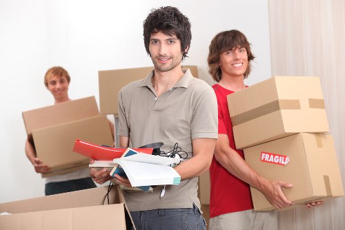 Local removal van for household and furniture transport