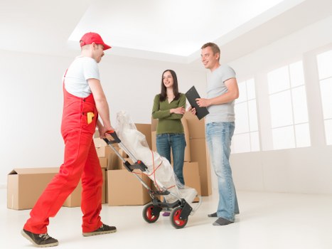 Local moving support for flats and homes in Enfieldtown